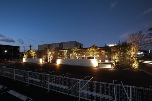 夜の外観写真１