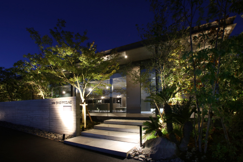 夜の外観写真２